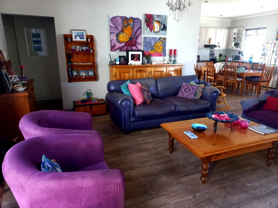 3 Bedroom Property for Sale in Rouxpark Western Cape